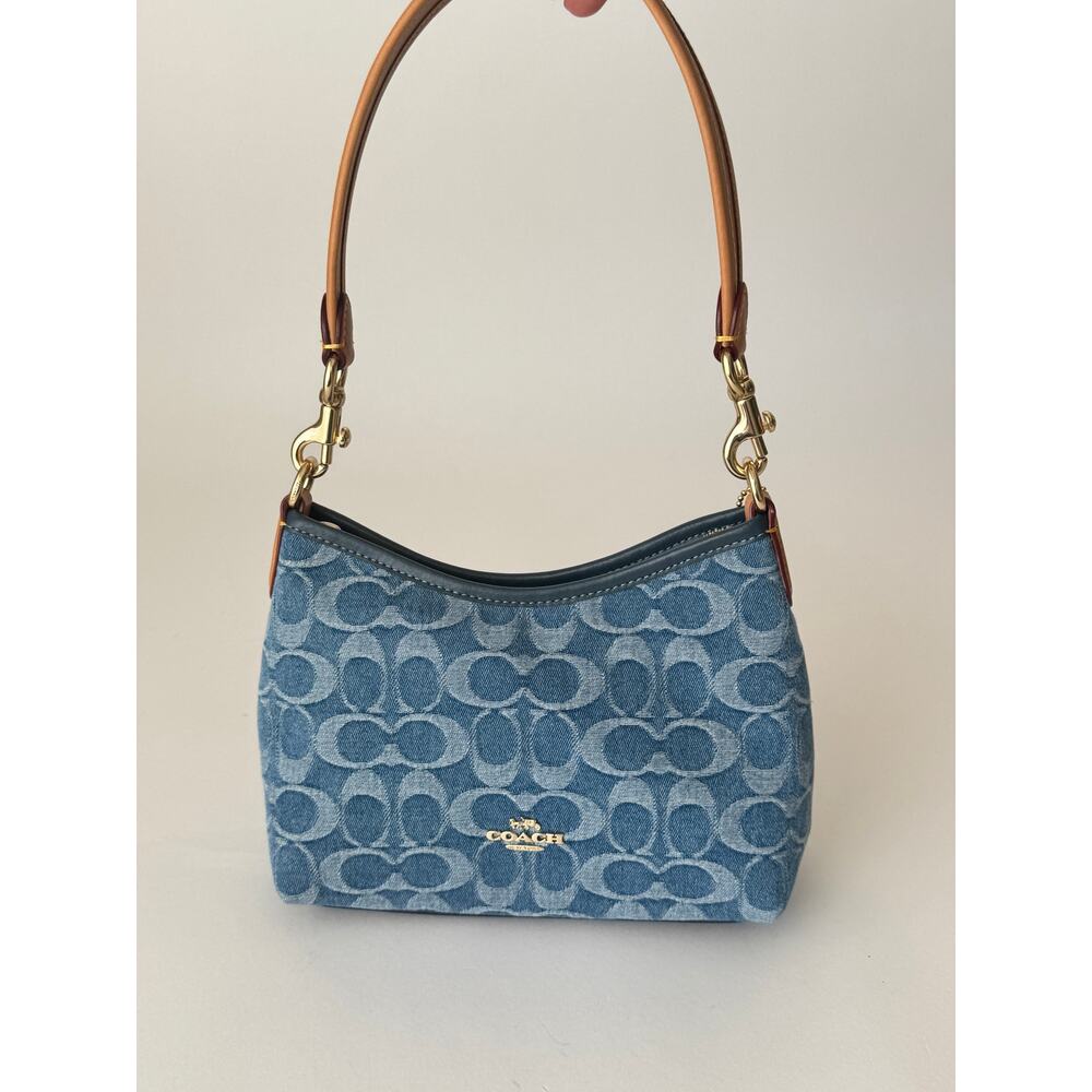 Coach LAUREL SMALL SHOULDER BAG IN SIGNATURE DENIM